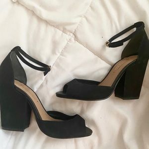 Arezzo chunky heels- black
